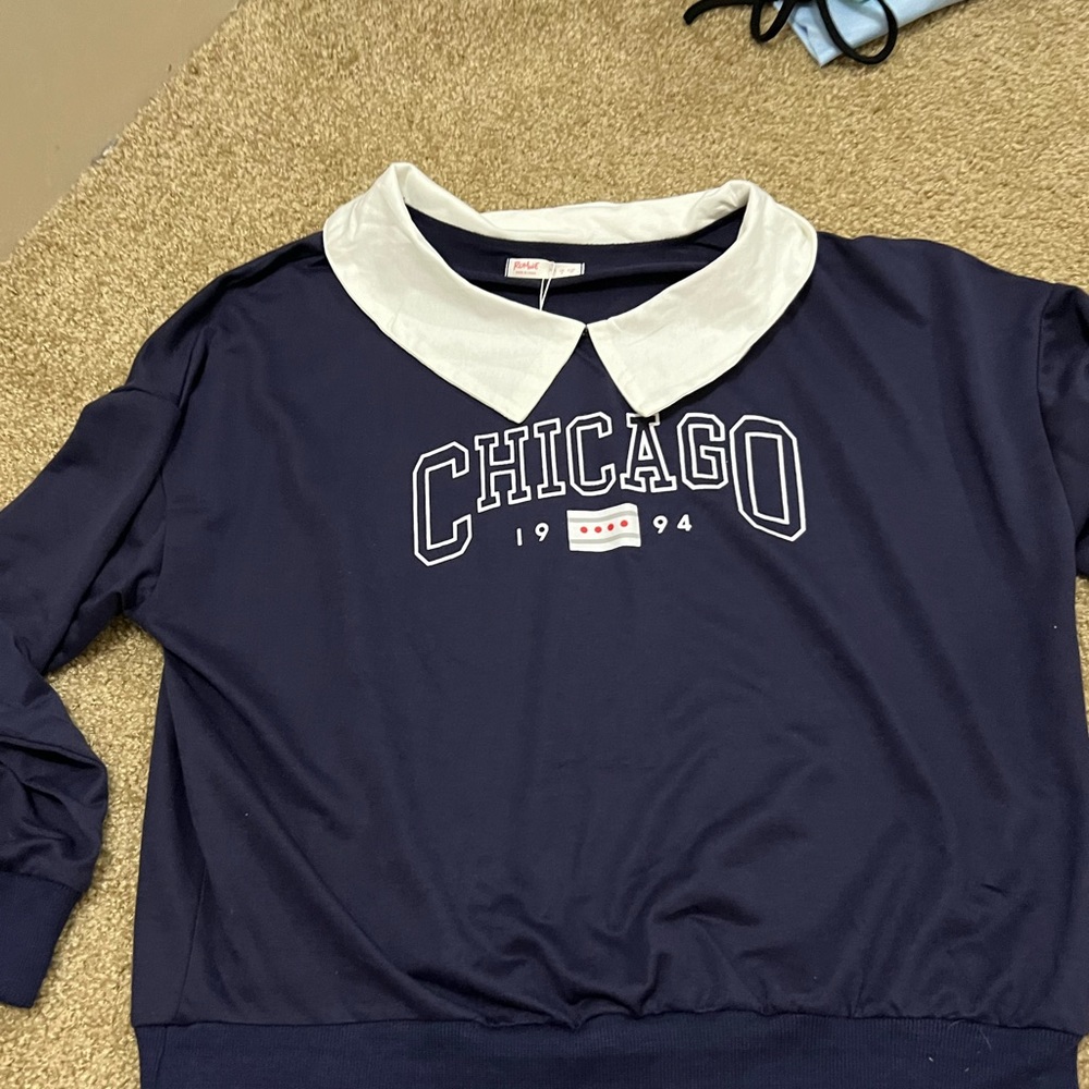Chicago collared crew neck